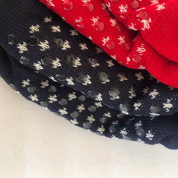 SKYLINE COLLECTION COZY REINDEER LODGE SLIPPER SOCKS NWT - Picture 8 of 12